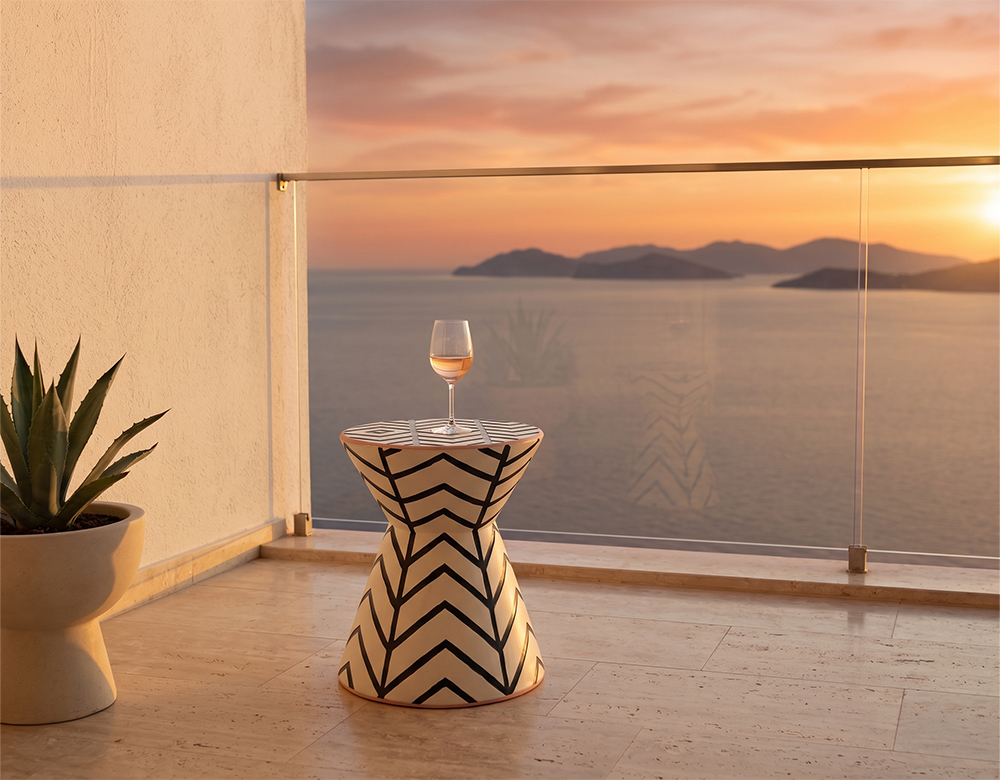 MIAMI CURVED STOOL - Image 4