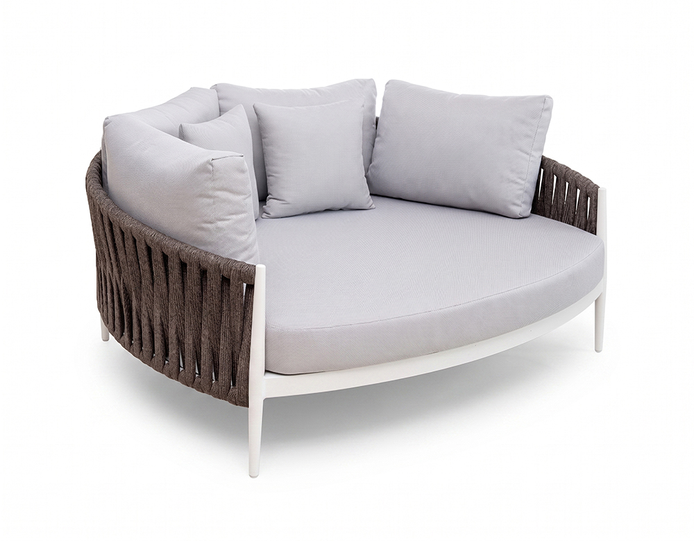 CLOVER DAYBED